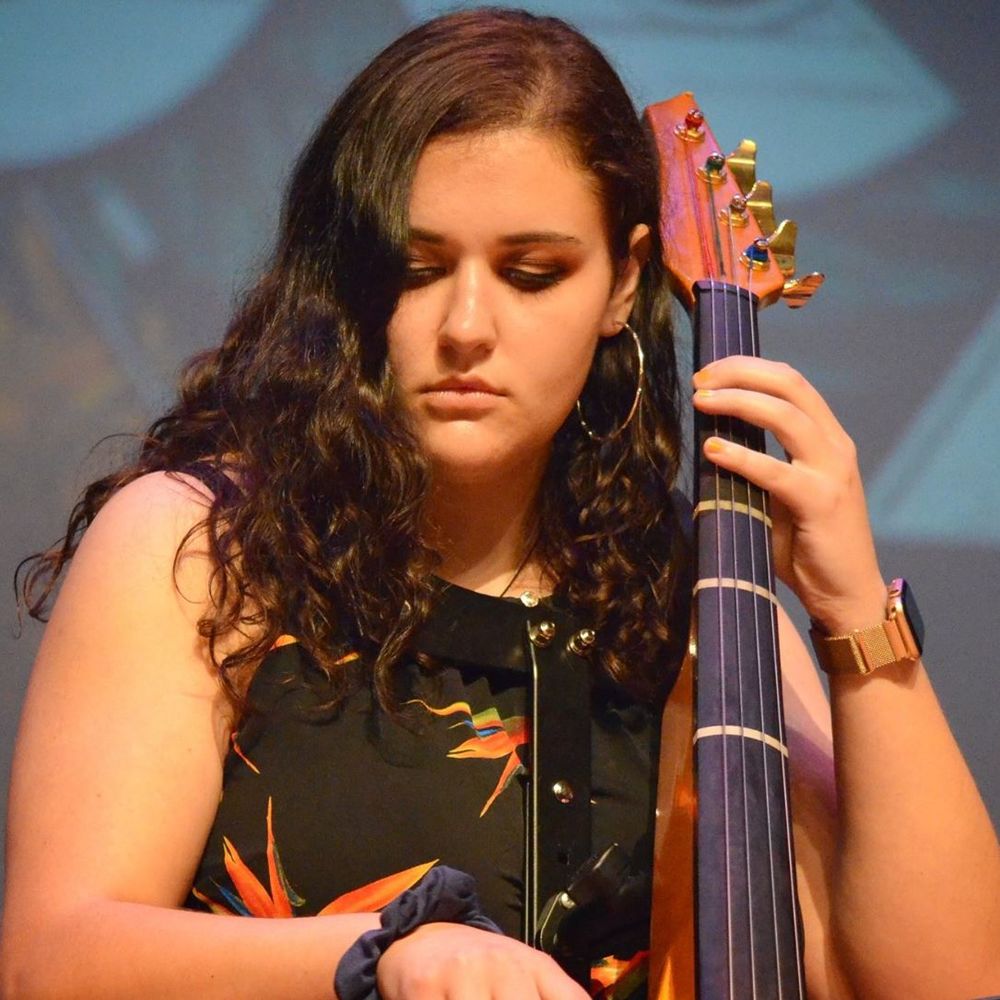 Meet your Posher, Bella